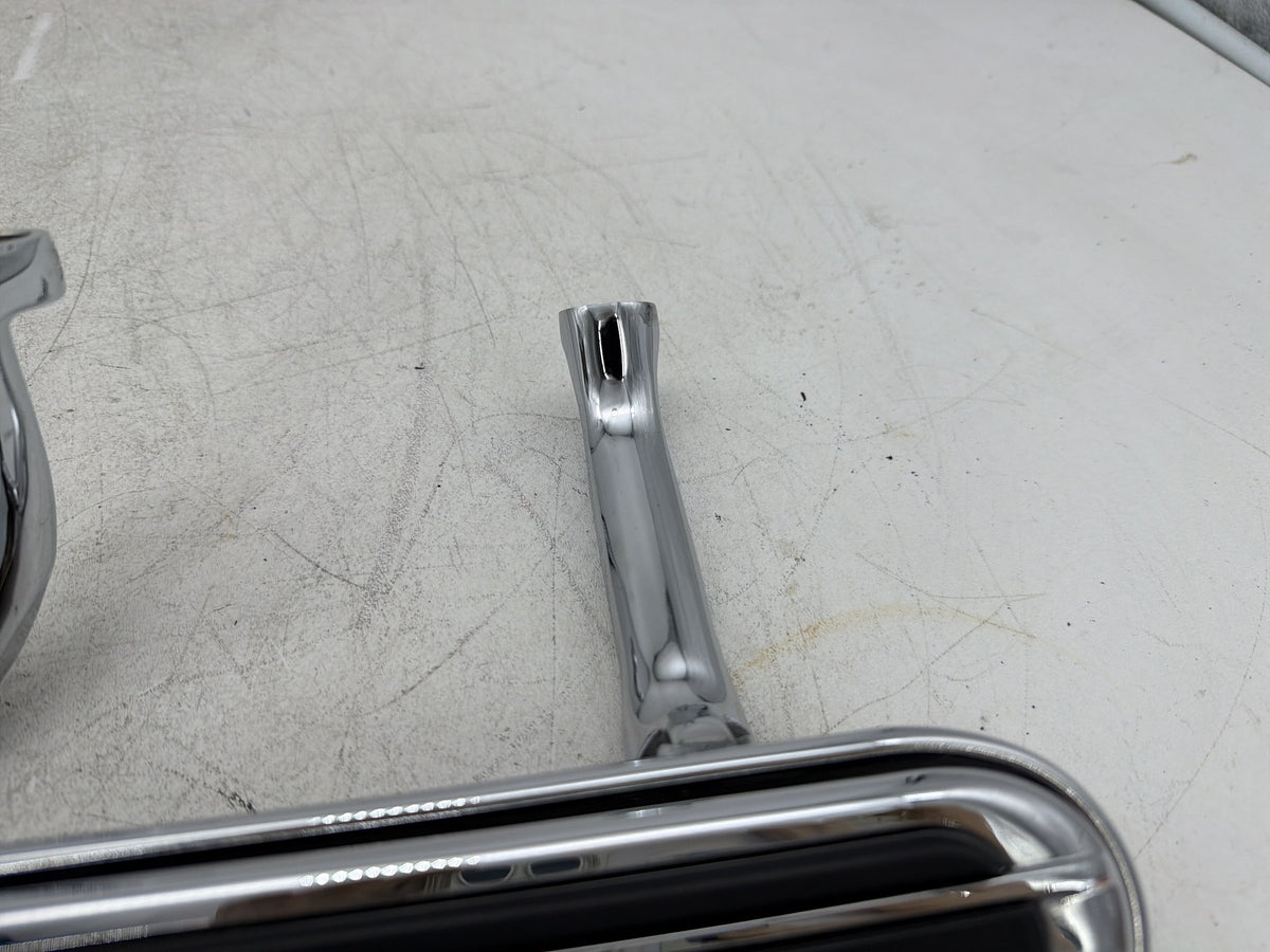 2009 Harley Electra Glide Touring CVO Eagle Right Driver 1 Floorboard Foot Rest