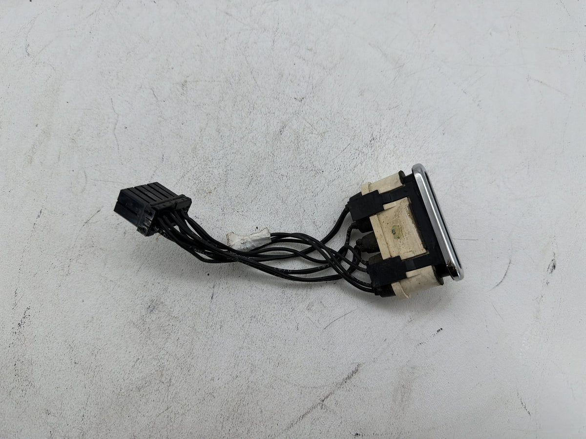 2002 Harley Electra Glide Touring Classic OEM Dash Indicator Lamp Wire Plug In