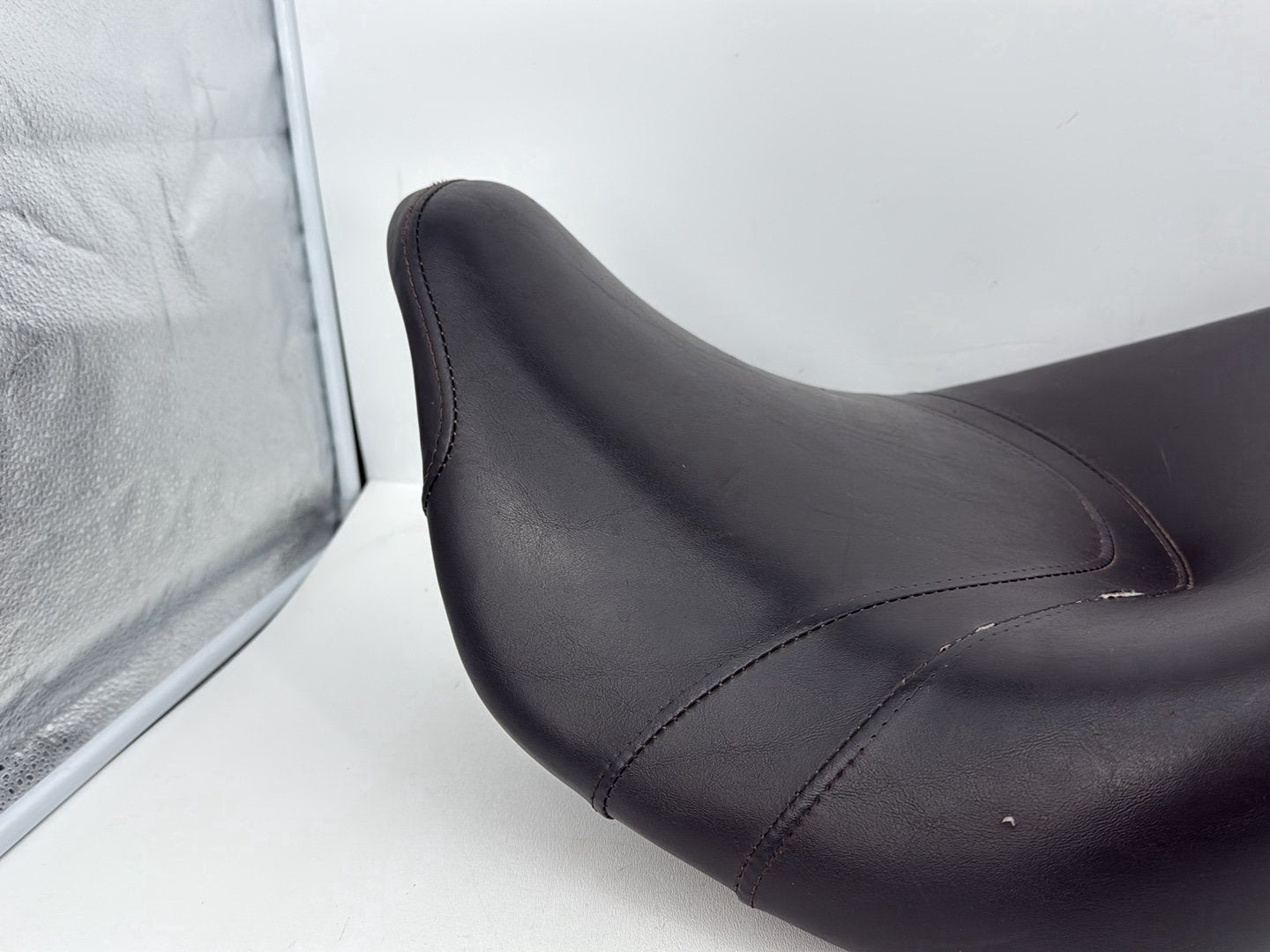 Harley-Davidson Misc  Passenger Rider Driver Seat Saddle 52164-09