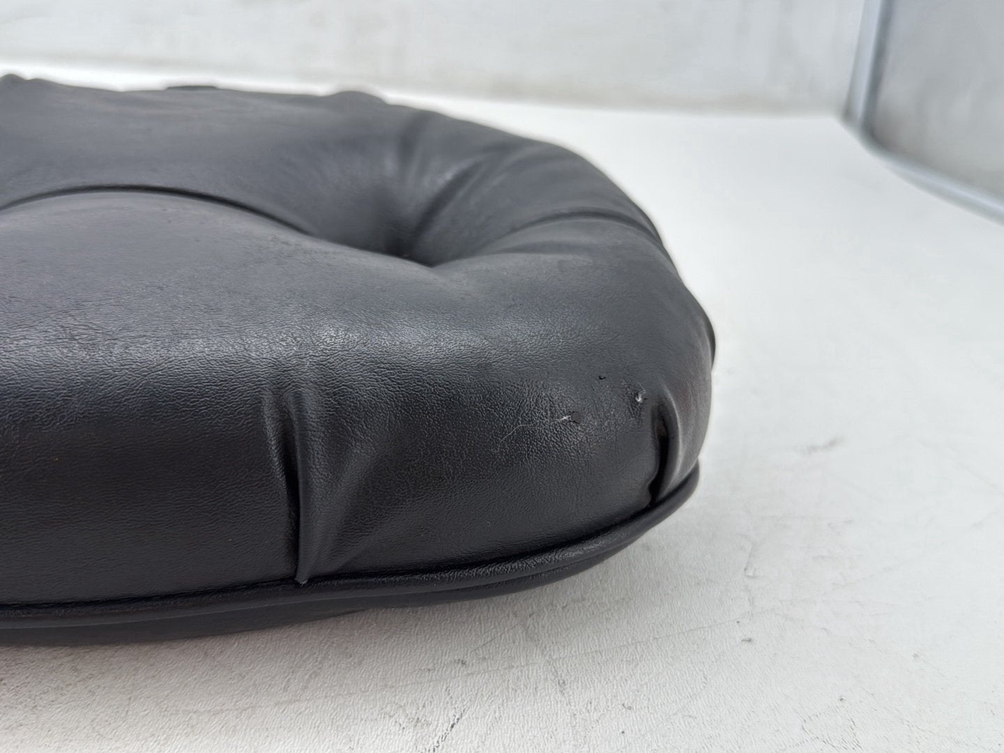 2000 Harley Electra Glide Touring Ultra OEM Rider Driver Backrest Adjustable Cushion Pad