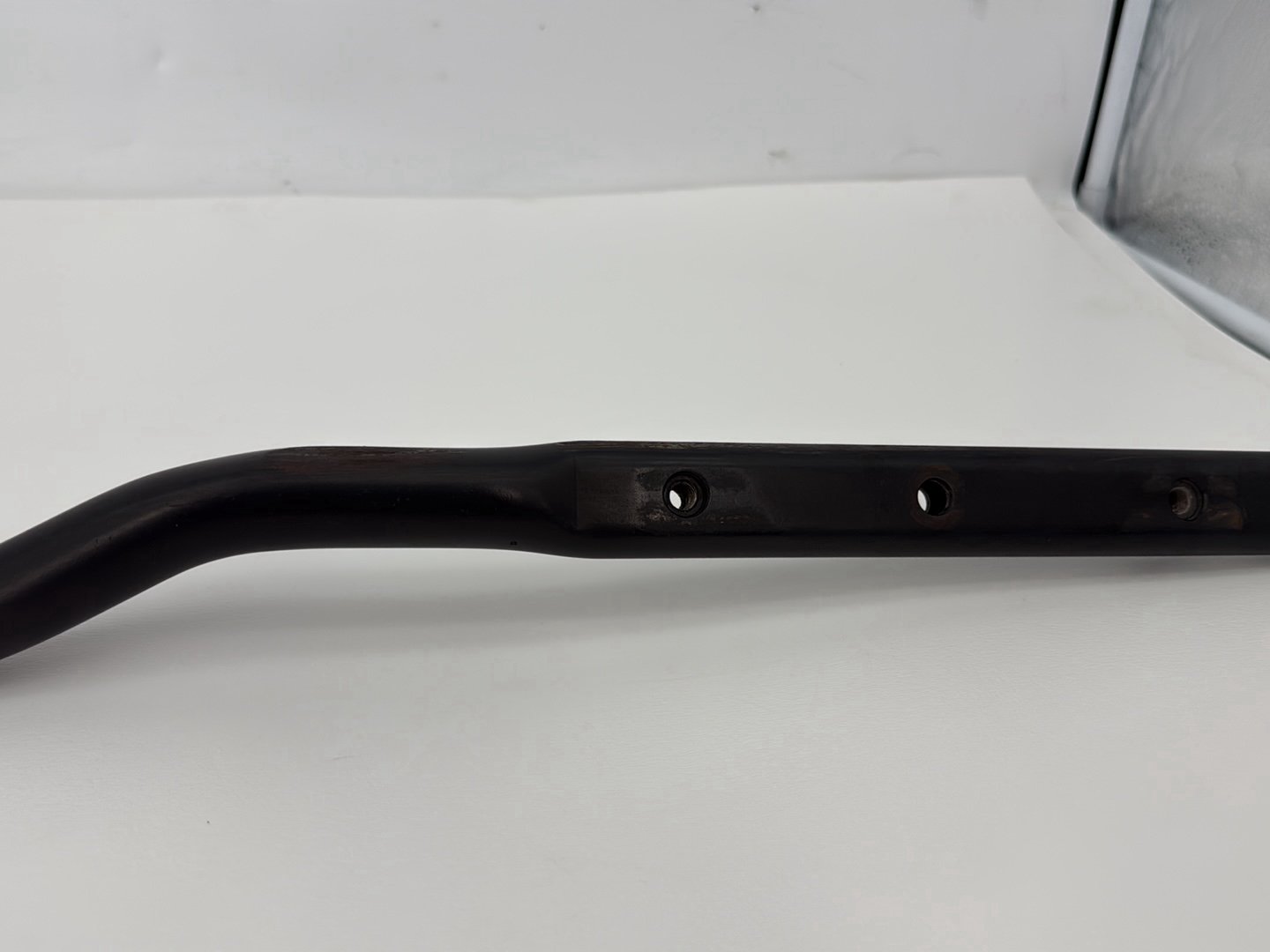2014 Harley Sportster XL883L 883 SuperLow OEM Exhaust Muffler Interconnect Bracket Support Bar