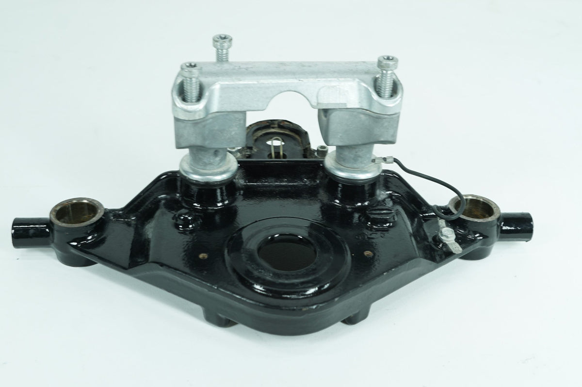 2012 - 2016 Harley-Davidson Touring Electra Ultra CVO Front Fork Upper Triple Tree Clamps 47526-09