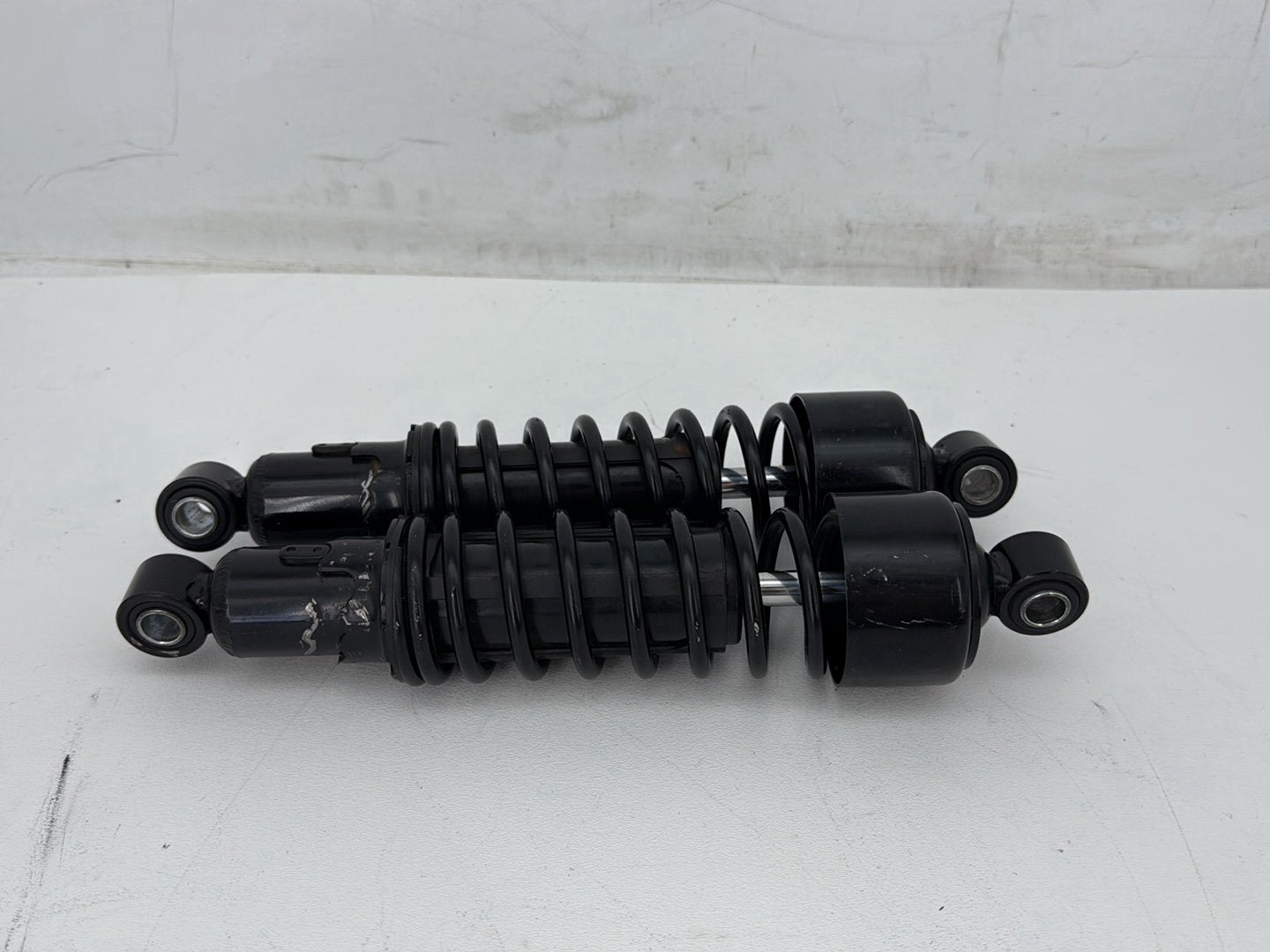 2007 Harley Street Glide Touring FLHX OEM Rear Left Right Shock Absorbers