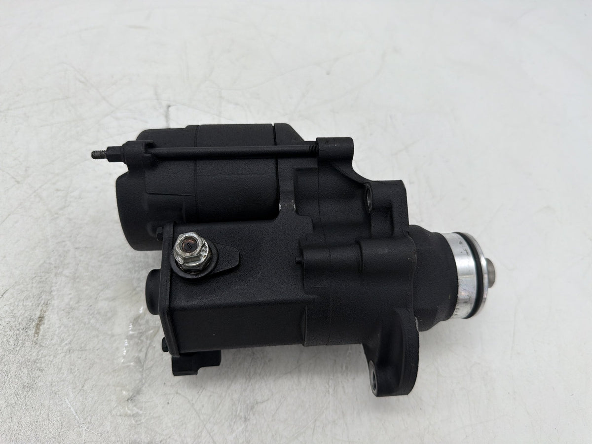 2017 Harley Dyna Street Bob FXDB OEM Engine Starter Motor 31618-06A 12V