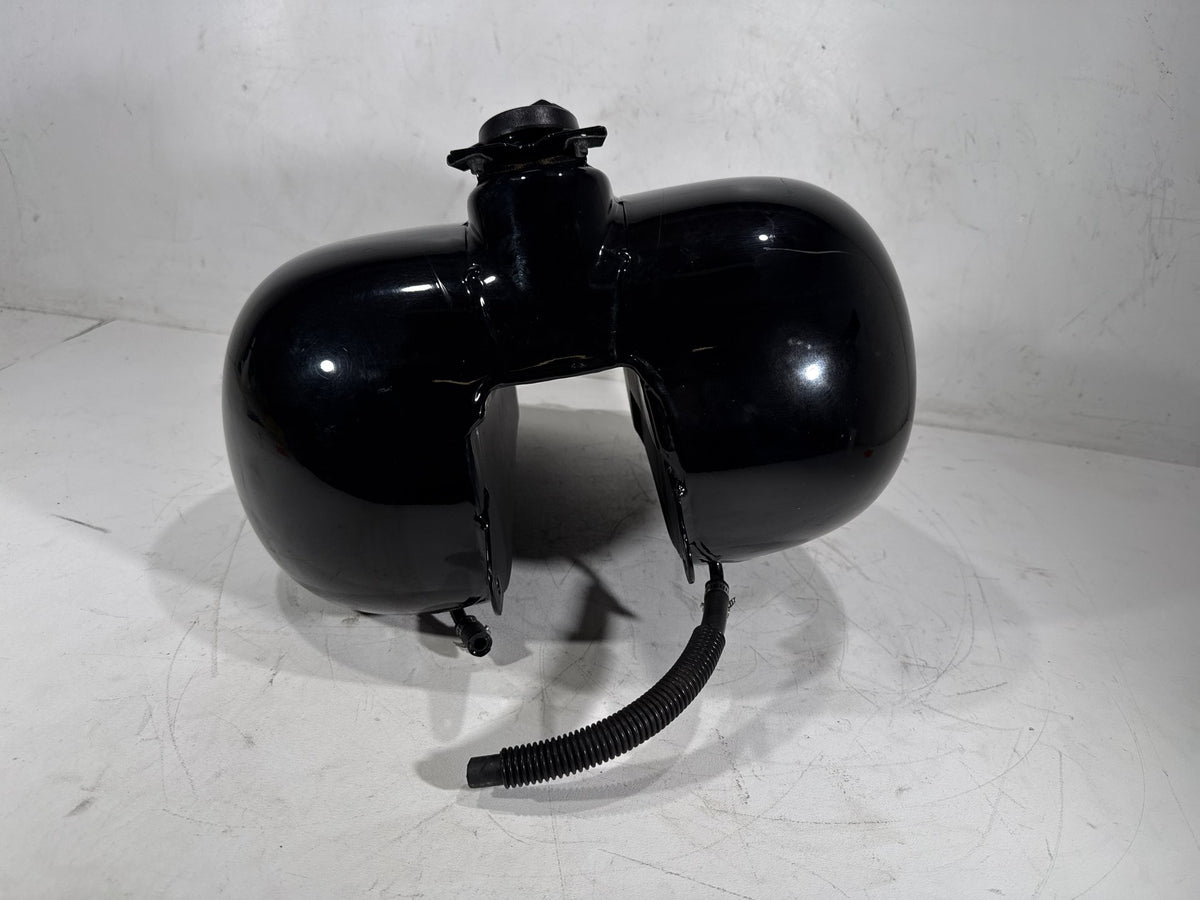 02 Harley Electra Glide Touring Fuel Gas Tank Gasoline Reservoir & Pump Sending