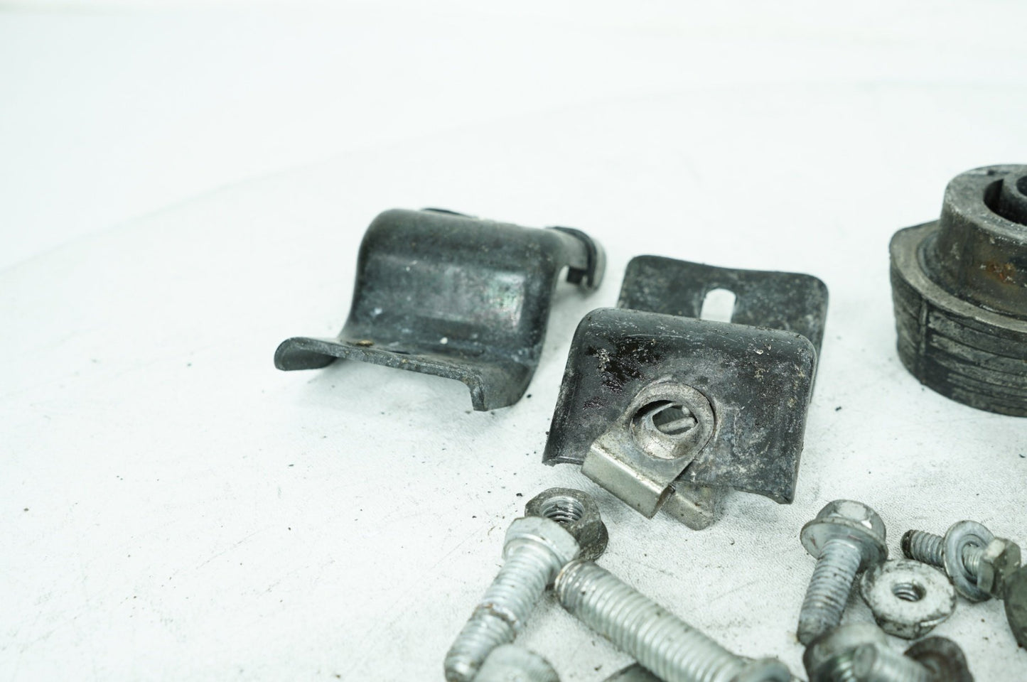 2007 - 2011 Harley-Davidson Touring Street Glide Hardware Bolts Nuts & Brackets