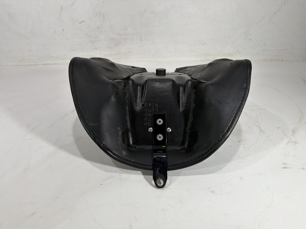 2014 Harley Softail Slim FLS OEM Rider Driver Solo Seat Pillion 52000031A