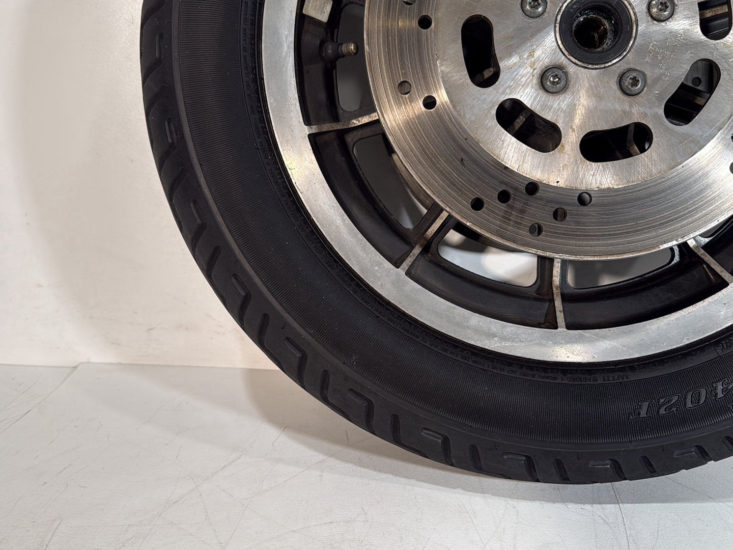 1984 - 1998 Harley-Davidson Touring Electra Glide Classic Front Wheel Rim Tire MT90B16 72H, Dunlop, 16"