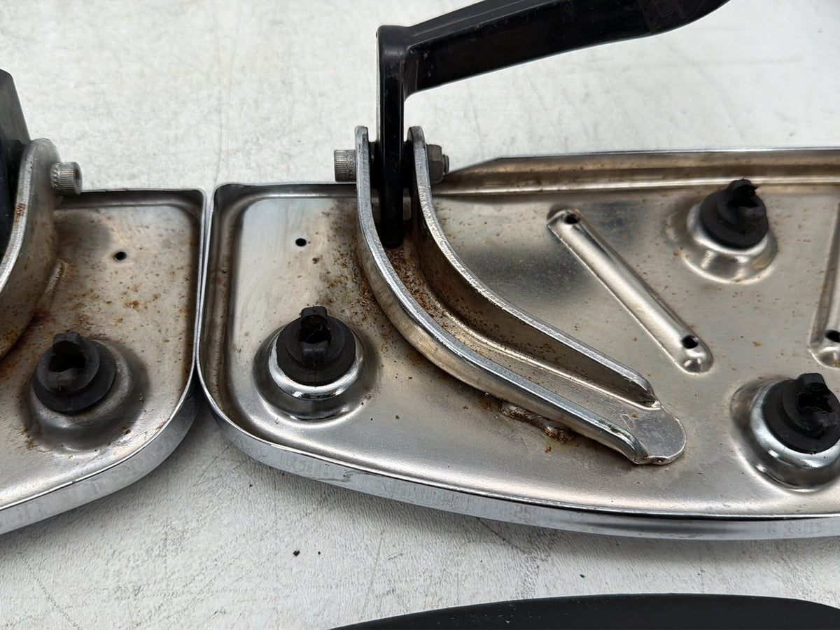 2011 Harley Electra Touring Ultra Left Right Driver & Pass Floorboard Foot Rest