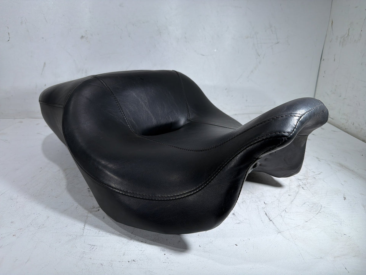 2011 Harley Electra Glide Touring Ultra OEM Passenger Rider Driver Seat Saddle