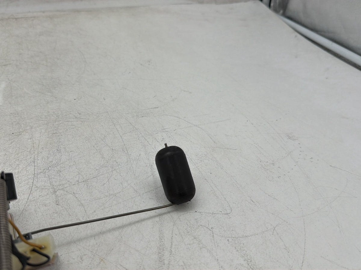 07 Harley Electra Glide Touring Ultra OEM Fuel Pump Gas Gasoline Petrol Sending