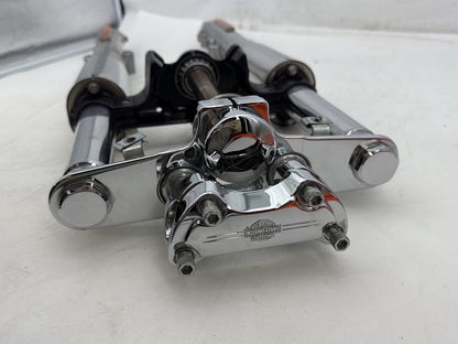 05 Harley Heritage Softail Classic Front Triple Tree Set LH RH Fork Legs Sliders