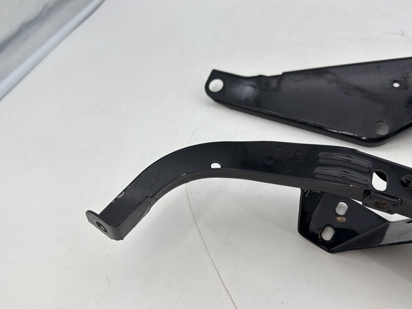 2007 - 2011 Harley-Davidson Touring Electra Glide Ultra Right Left Fairing Support Brackets  	58478-96B