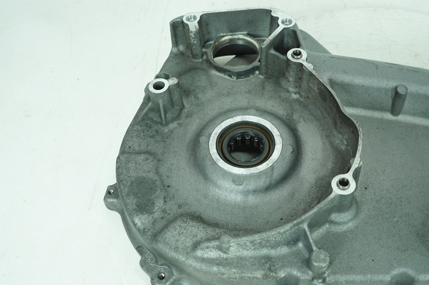 2011 Harley Touring SE2 CVO Street Glide Screamin OEM Inner Primary Clutch Cover