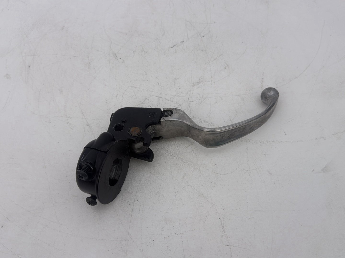 2005 Harley Touring FLHRCI Road King Classic OEM Front Left Hand Clutch Control Lever