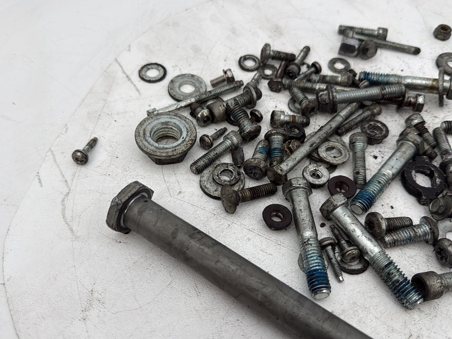 1999 - 2006 Harley-Davidson Dyna Super Glide Hardware Bolts Nuts & Brackets