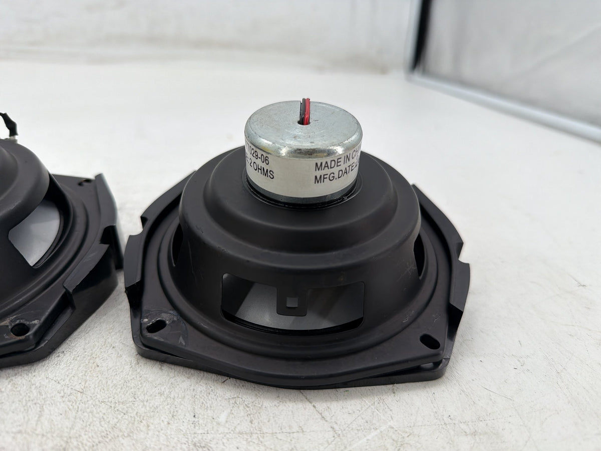 2007 Harley Electra Glide Touring CVO Eagle OEM Left Right Sound Audio Speakers