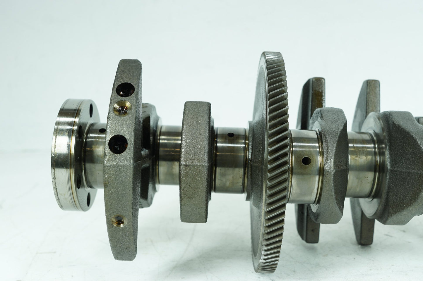 2013 - 2015 Jaguar XF  Crankshaft
