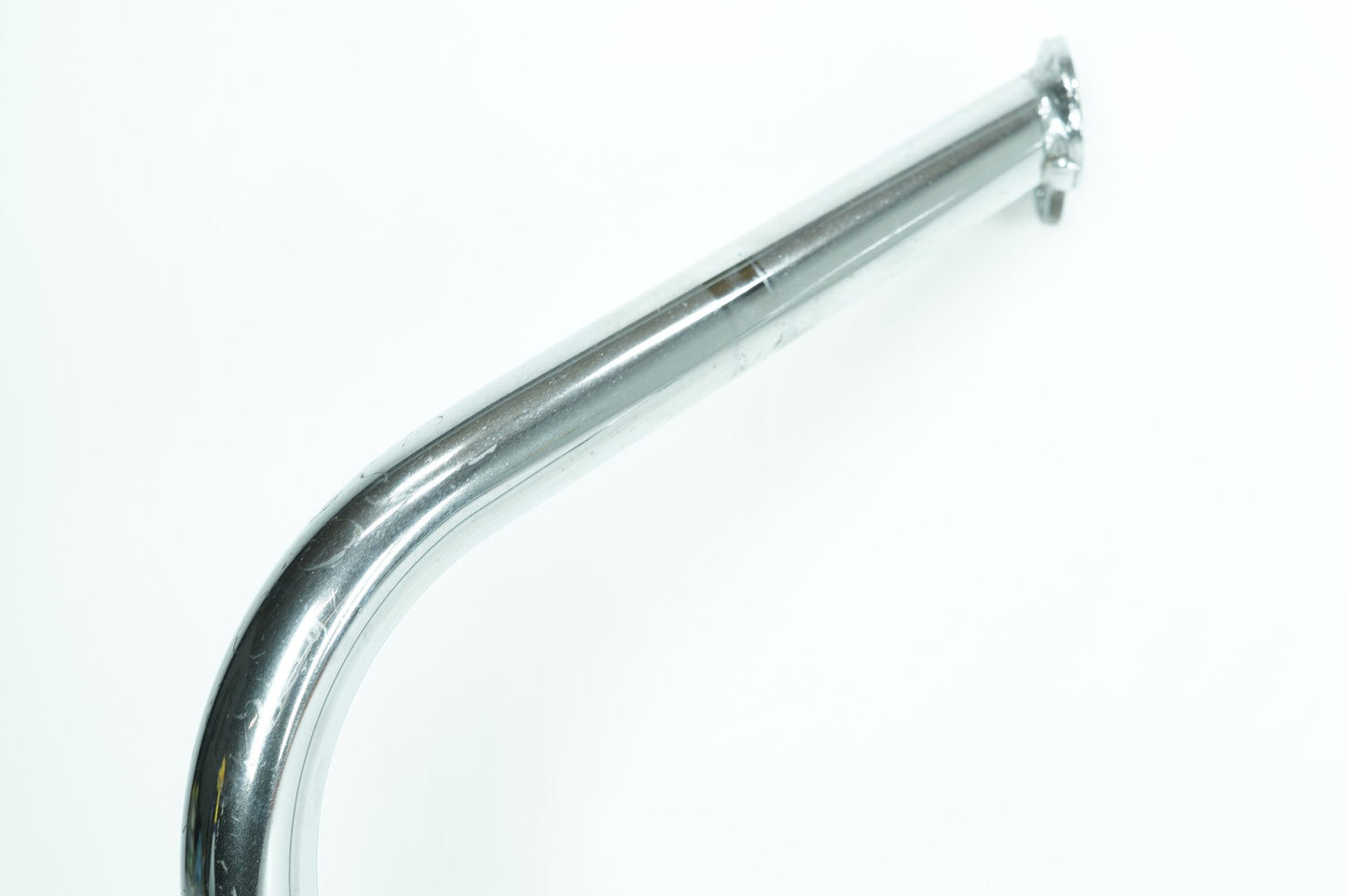 1999 - 2006 Harley-Davidson Softail Deluxe Front Engine Crash Highway Bar Guard 49184-09