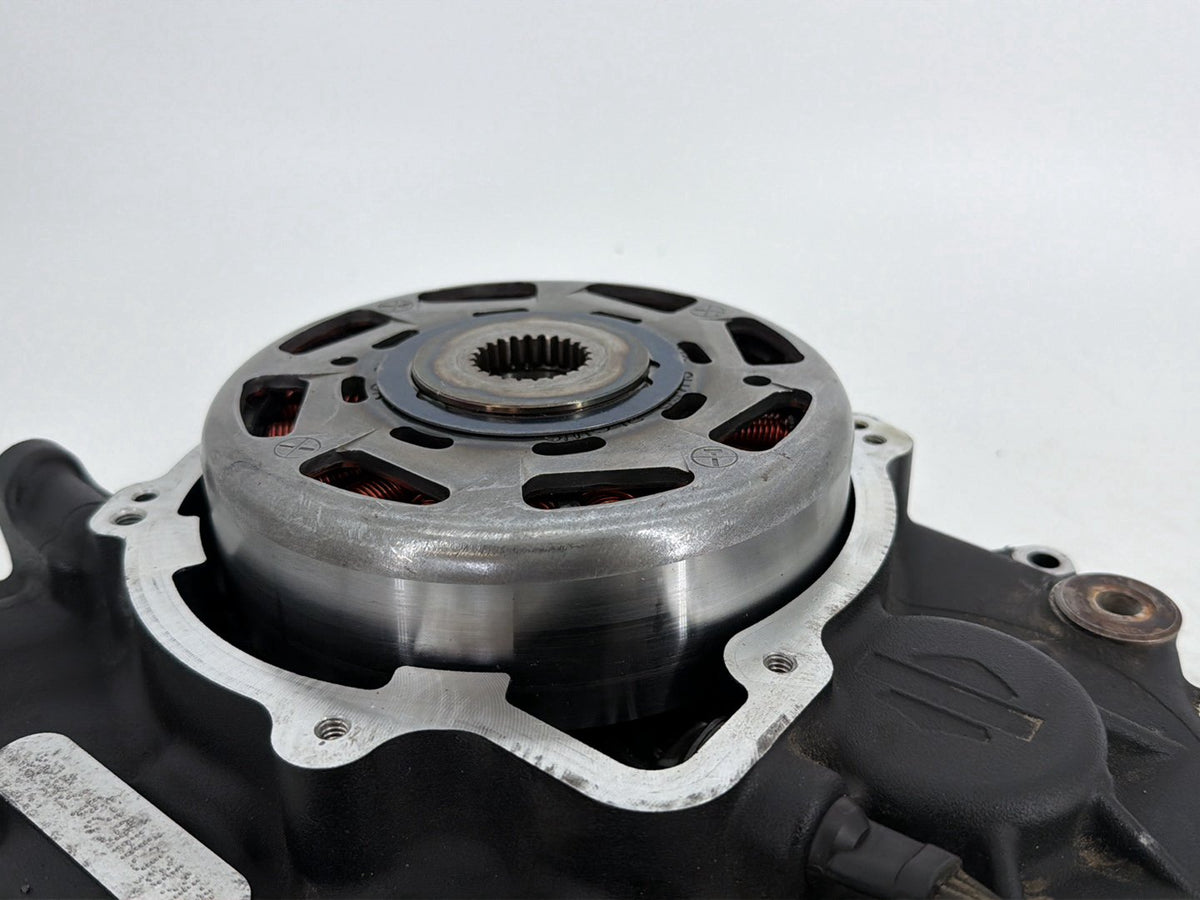 2017 Harley Touring FLHXS Street Glide OEM Crankcase Shaft Engine Motor Cover