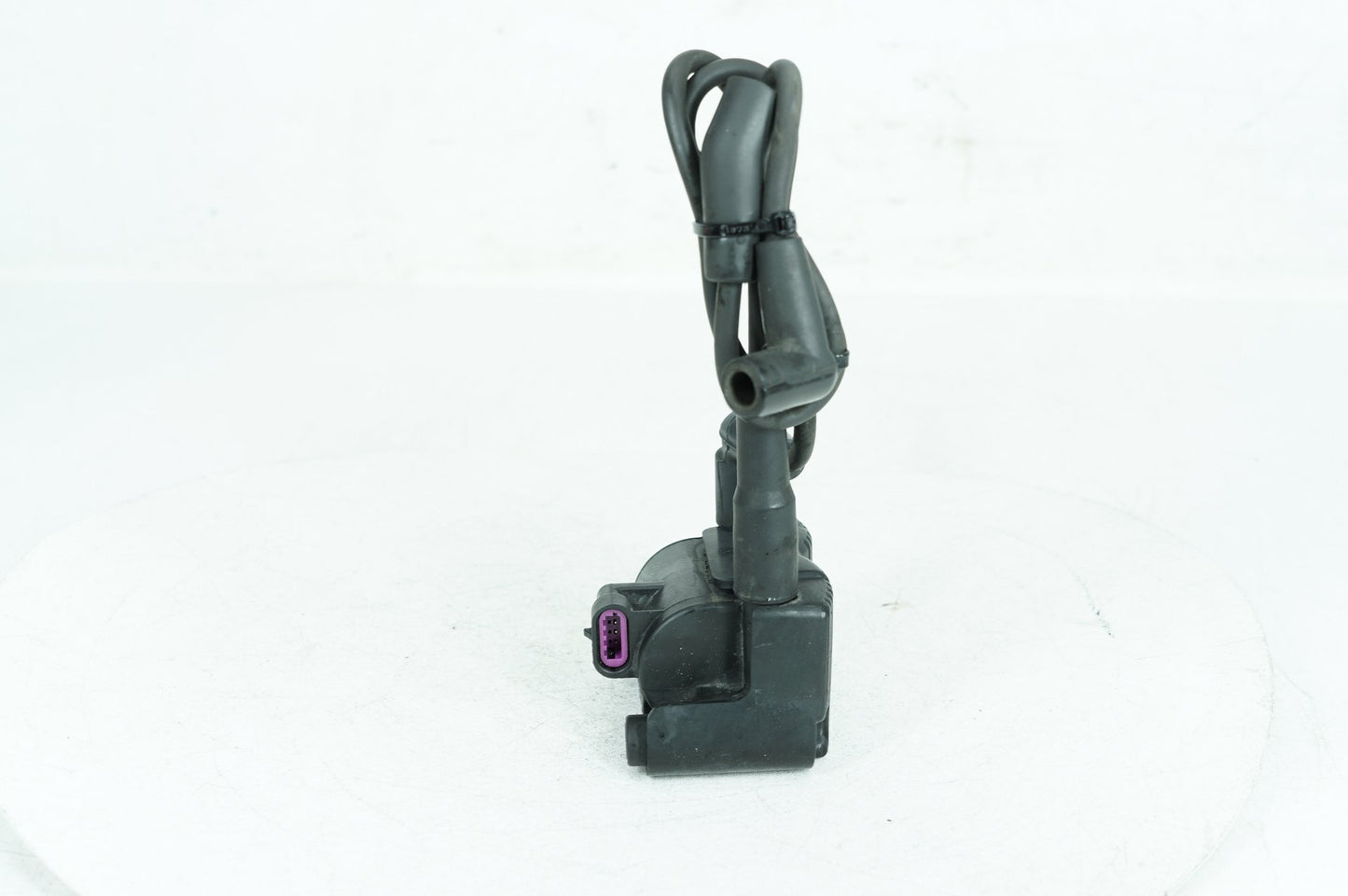 2007 - 2017 Harley-Davidson Dyna Street Bob Ignition Coil Spark Plugs Cable  	31696-07A