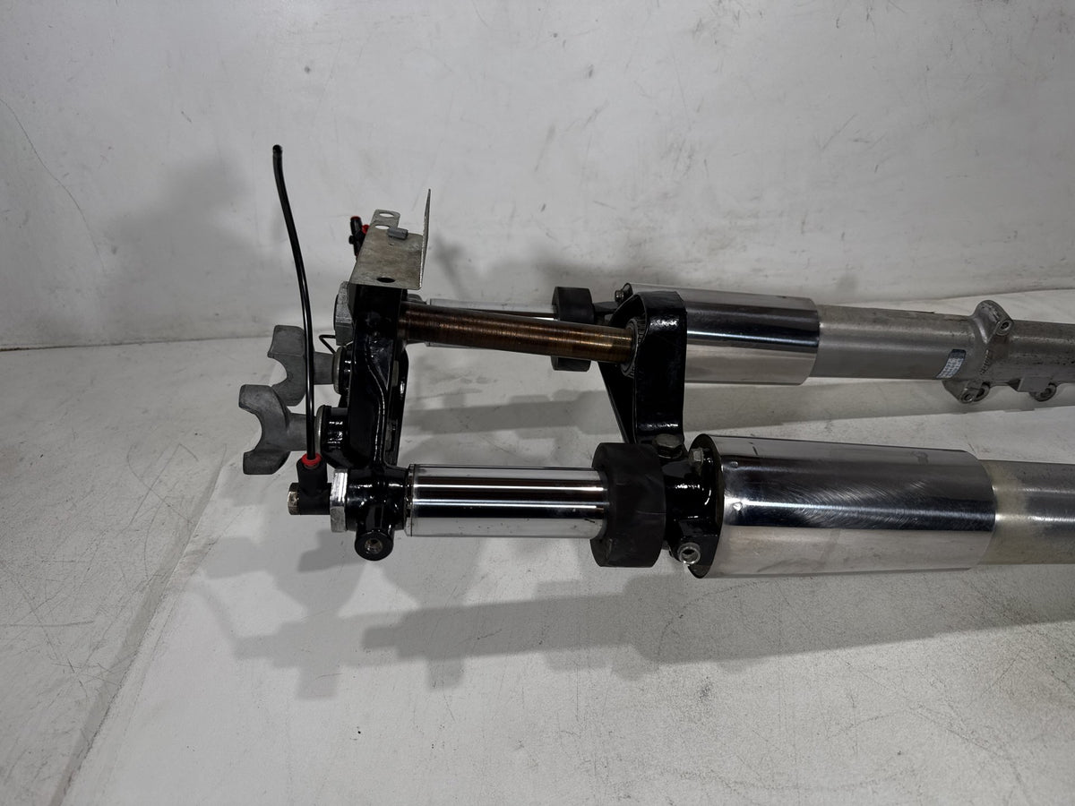 01 Harley Electra Glide Touring Front Triple Tree Set & LH RH Fork Legs Sliders