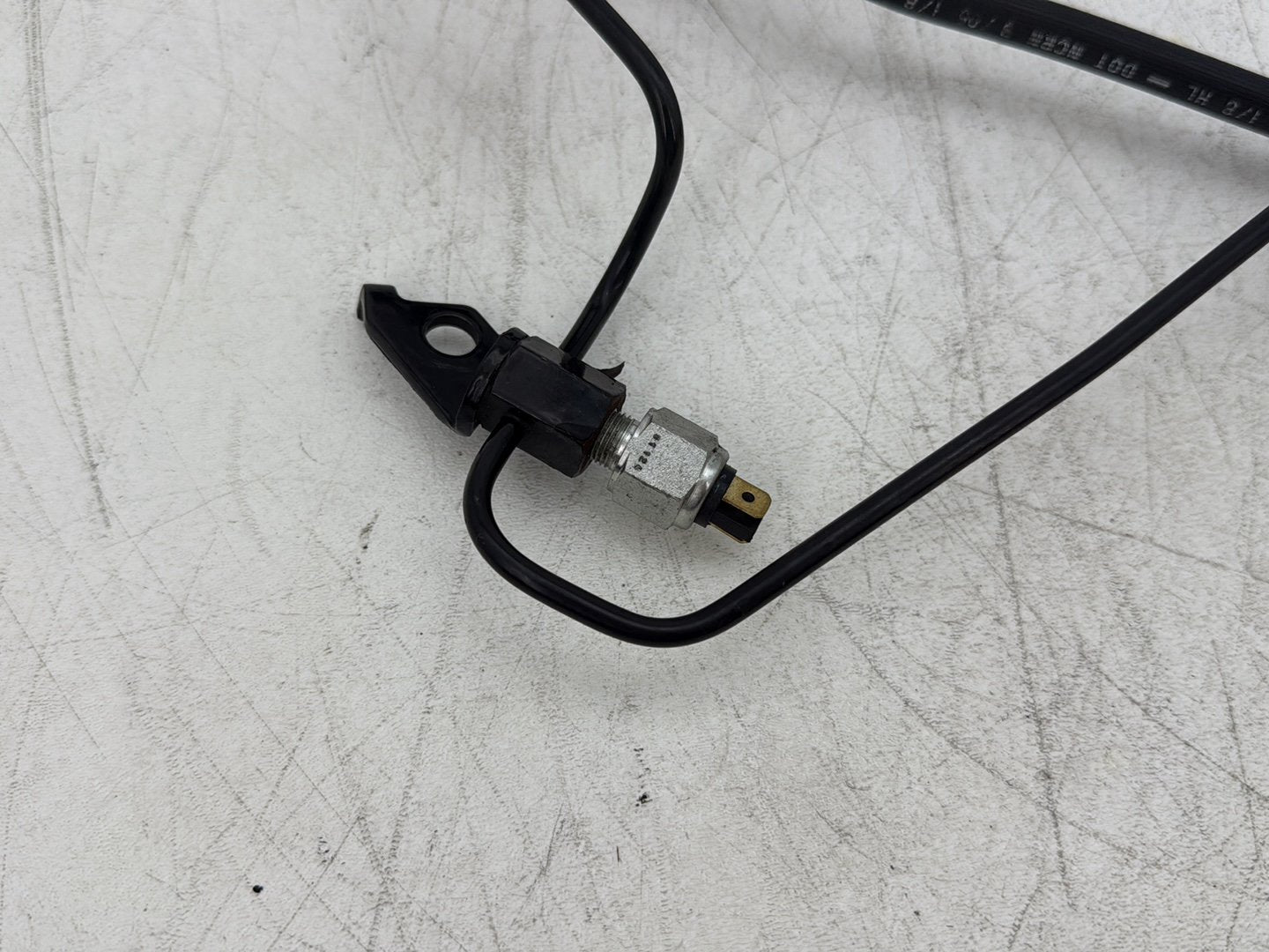 2006 Harley Sportster XL883L 883 Low OEM Rear Brake Hose Line Pipe