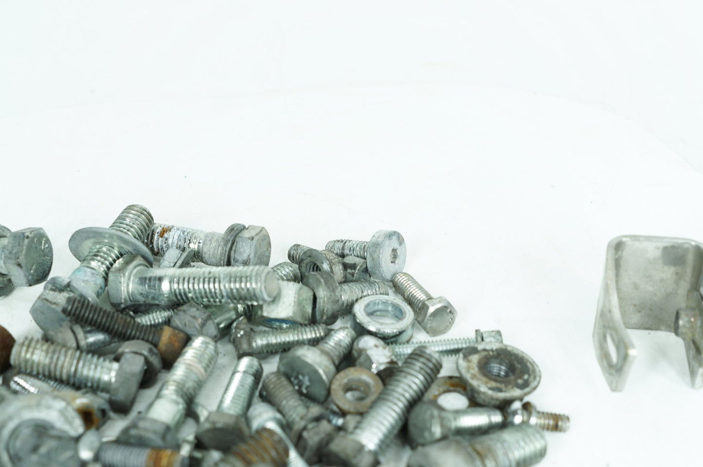 1999 - 2006 Harley-Davidson Touring Road King Hardware Bolts Nuts & Brackets