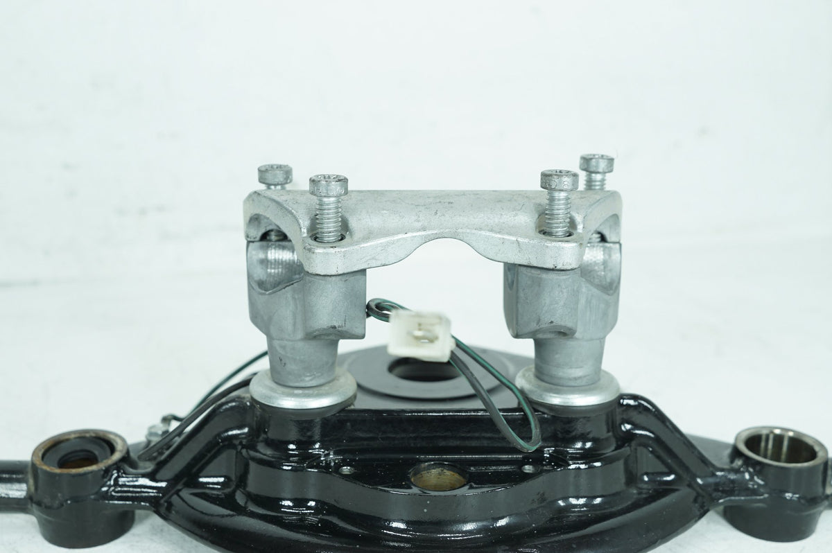 2012 Harley Touring FLTRX Road Glide OEM Front Fork Upper Triple Tree Clamps