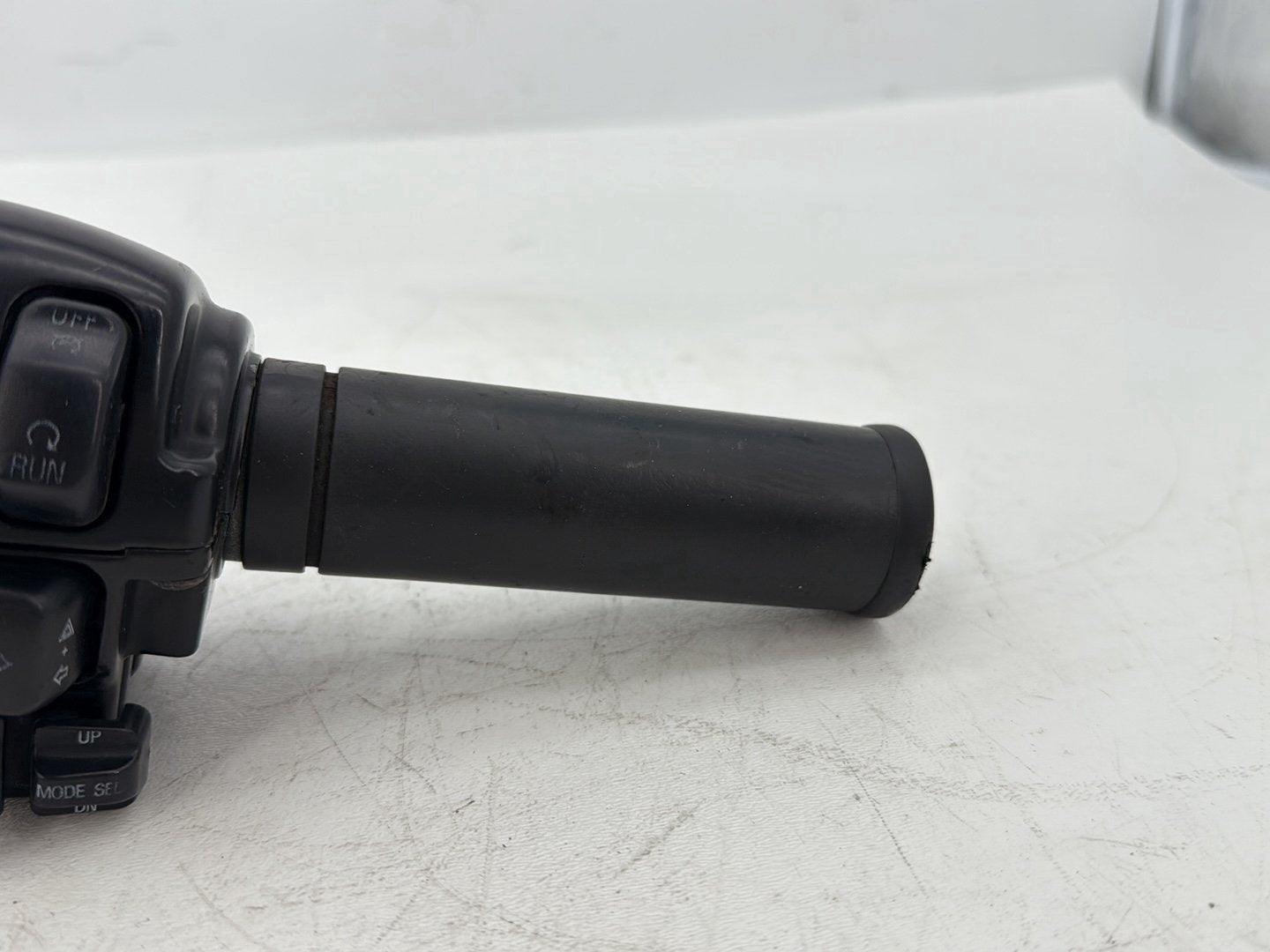 2008 Harley Touring FLHTCU Electra Glide Ultra OEM Right Engine Start Kill Switches Controls