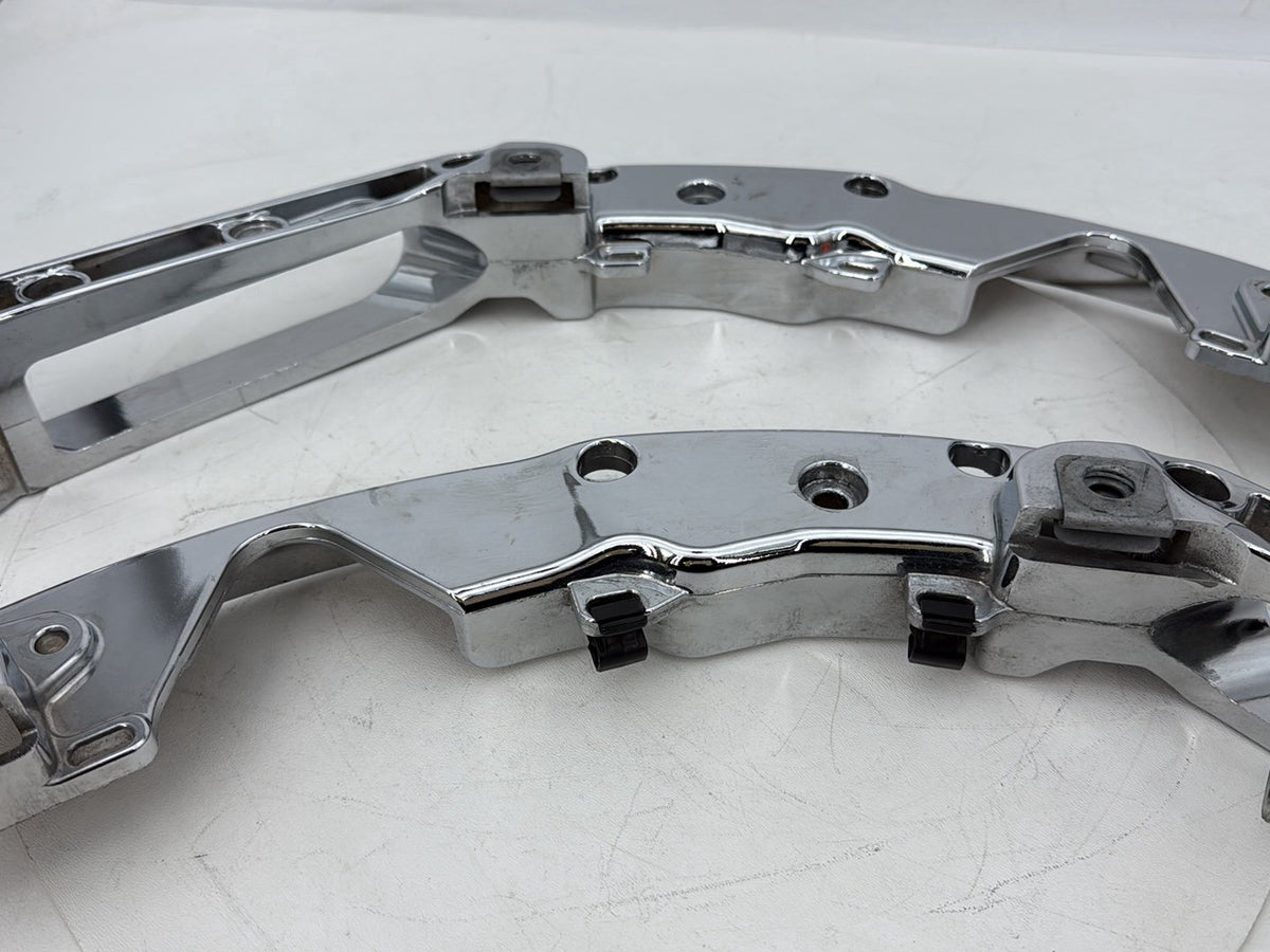 2017 Harley Touring Street Glide OEM Left Right Saddlebag Fender Struts Brackets