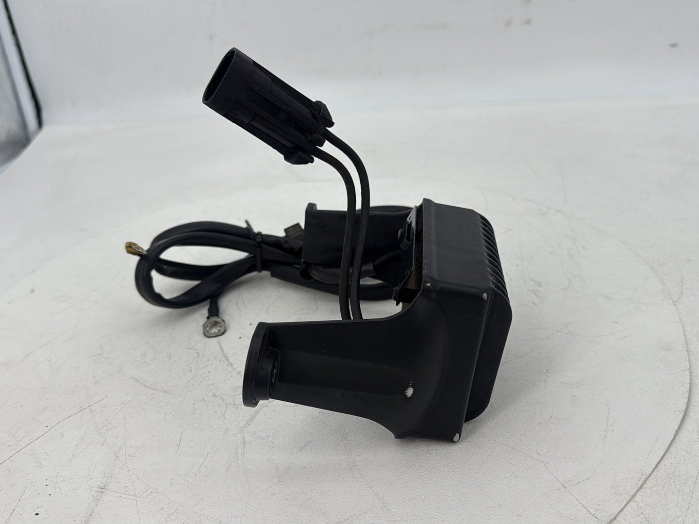 1999 - 2006 Harley-Davidson Touring Electra Glide Voltage Regulator Rectifier  74505-02