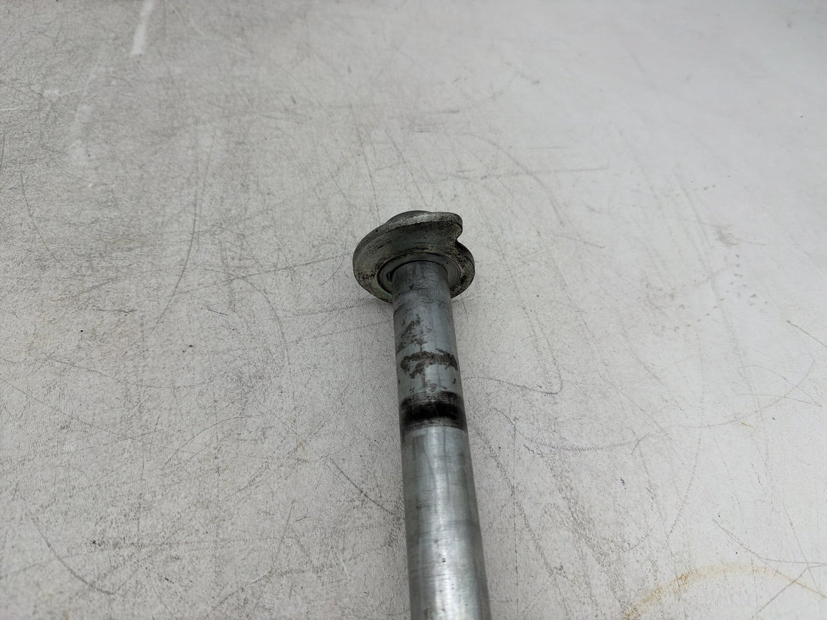2009 Harley Electra Glide Touring CVO Screamin Eagle Rear Wheel Axle Bolt Shaft