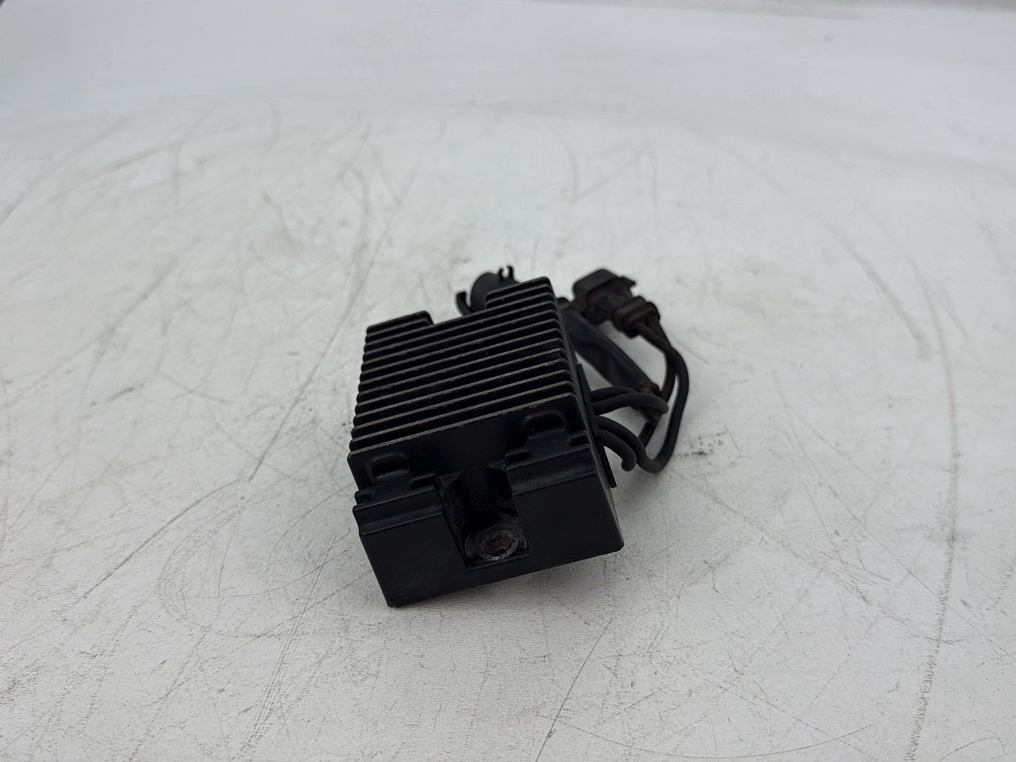 2008 Harley Sportster XL883L 883 Low OEM Voltage Regulator Rectifier 74546-07A