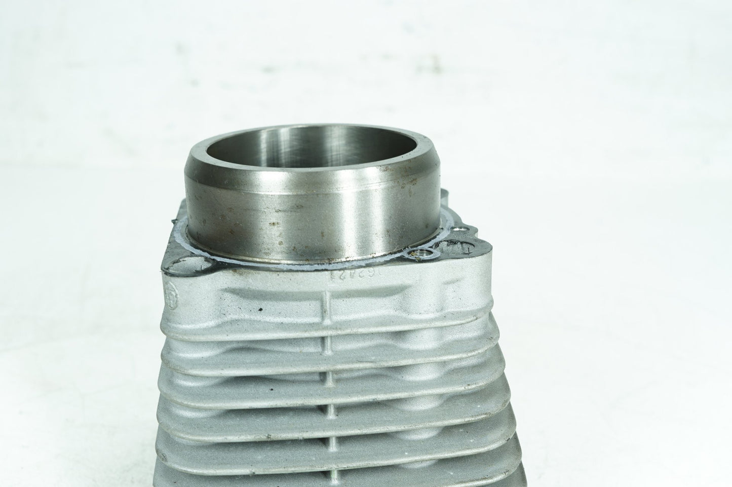 1991 - 2003 Harley-Davidson Sportster Hugger Twin Cam Engine Jug 1 Cylinder Barrel 16446-86B