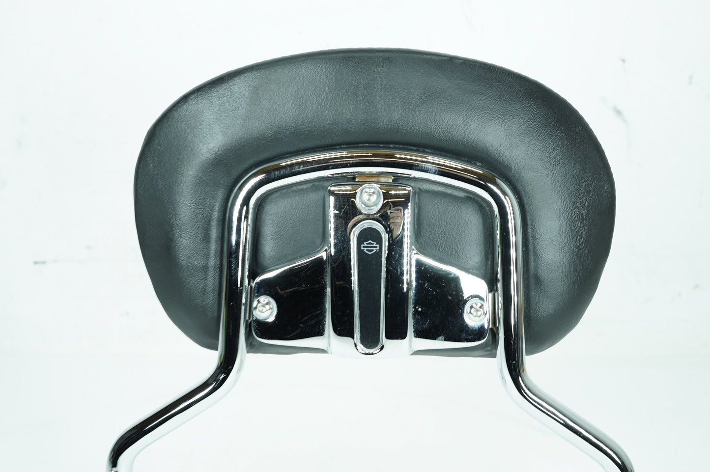 2000 - 2006 Harley-Davidson Touring Road King Custom Rear Sissy Bar w/ Backrest Cushion Pad 52933-97C