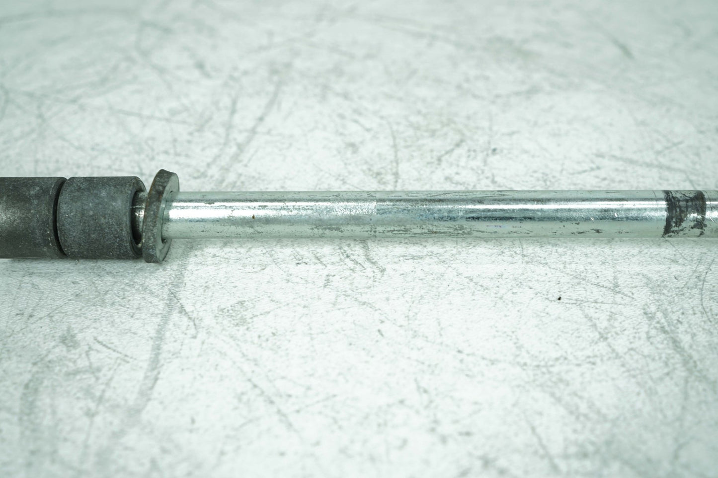2000 - 2006 Harley-Davidson Softail Fat Boy Engine Mount Pivot Bolt Shaft 48054-00