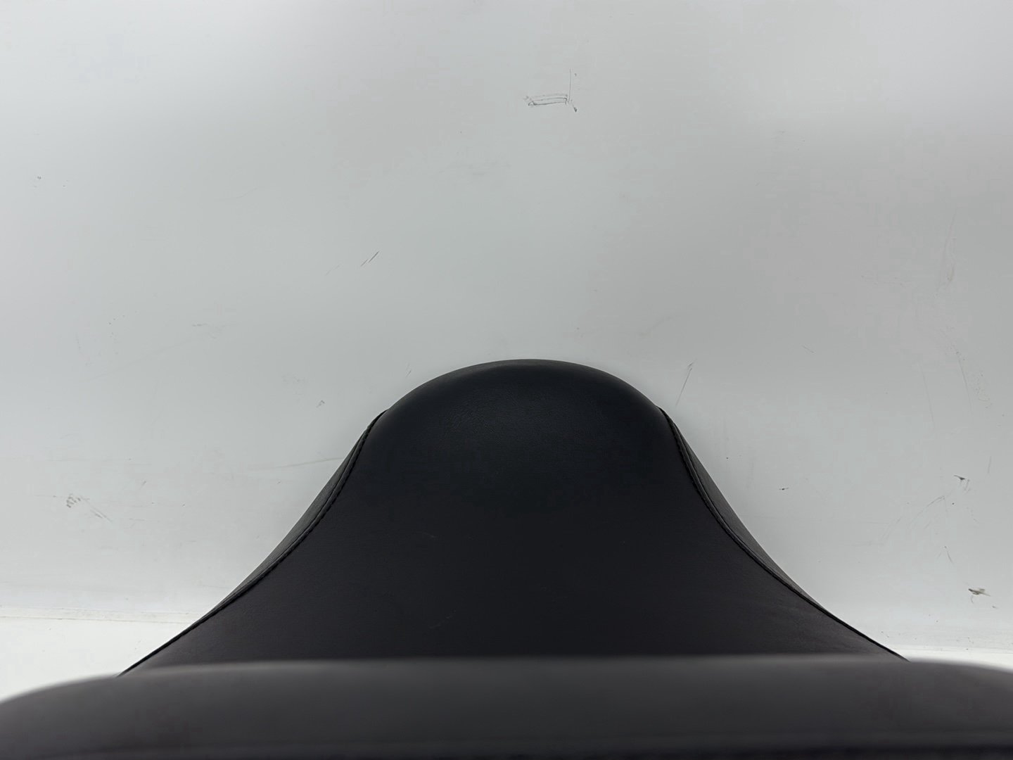1999 - 2006 Harley-Davidson Dyna Low Rider Passenger Rider Driver Seat Saddle 53078-04