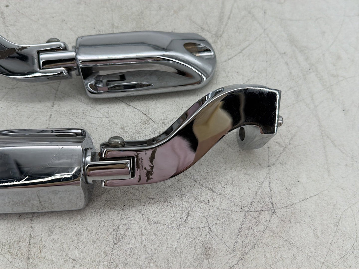 2009 Harley Road Glide Touring FLTR OEM Passenger Left & Right Foot Pegs