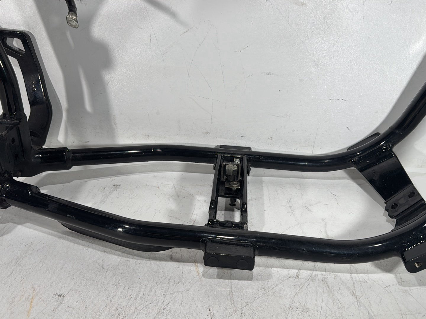 2003 Harley Dyna Wide Glide FXDWG OEM Body Main Frame Chassis CLN CLR
