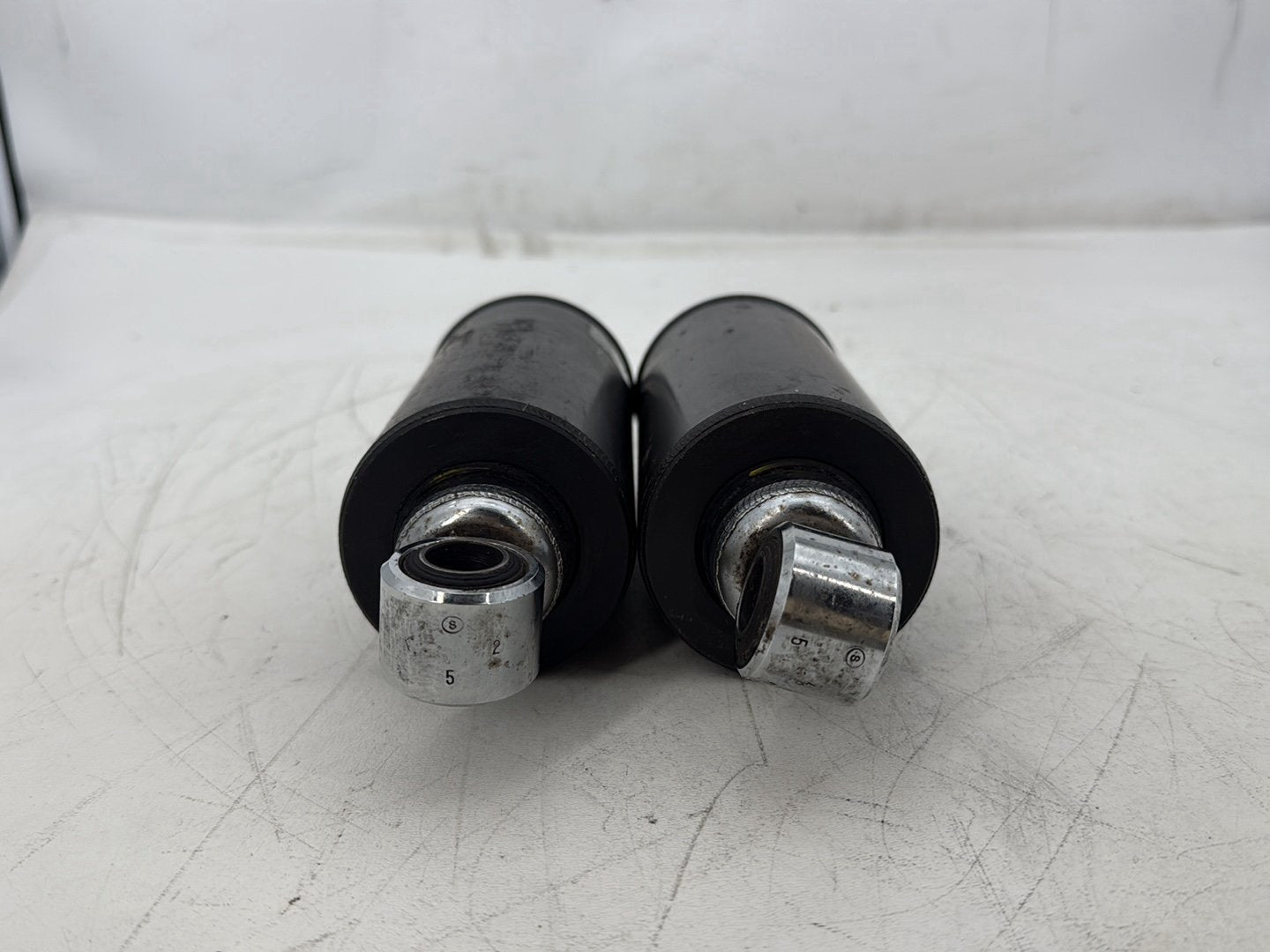 2005 Harley Heritage Softail Classic FLSTCI OEM Rear Left Right Shock Absorbers