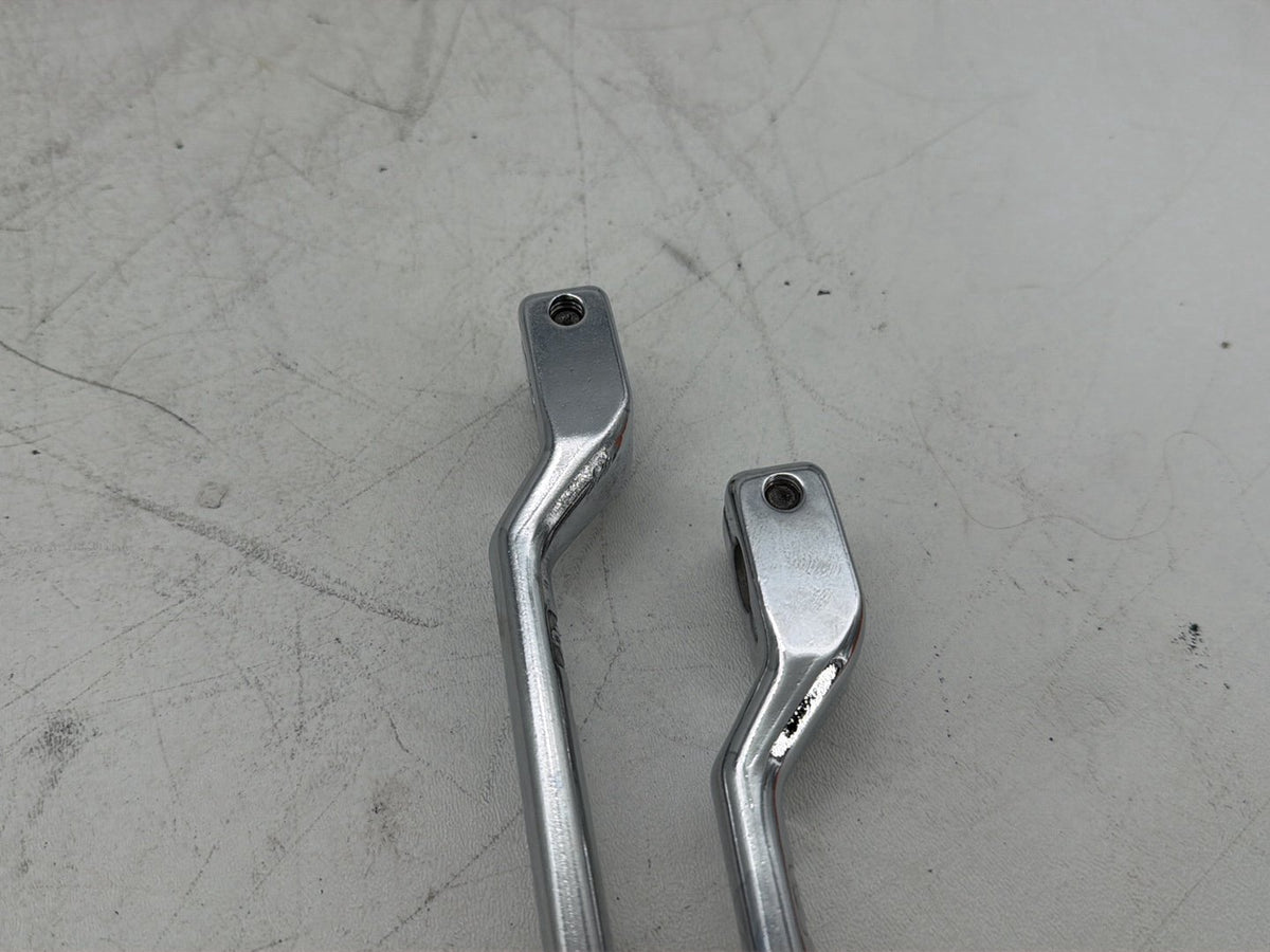 2011 Harley Electra Glide Touring Ultra OEM Gear Shifter Lever Pedal Pedals