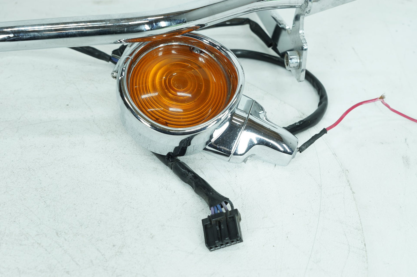 2007 - 2012 Harley-Davidson Softail Heritage Classic Front Turn Signal Indicators Aux Light Bar 58082-02A