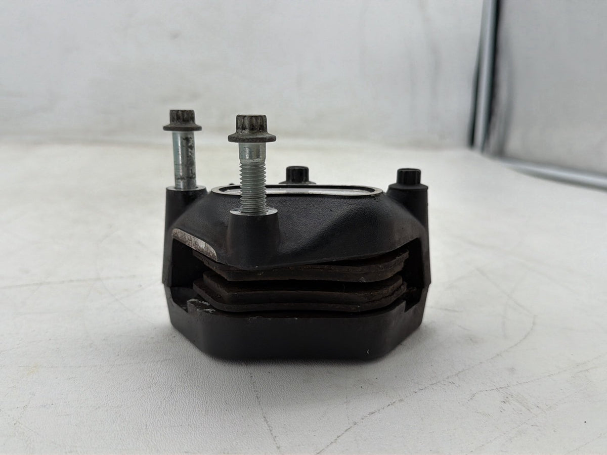 2007 Harley Electra Glide Touring Ultra OEM Front Left 1 Brake Caliper