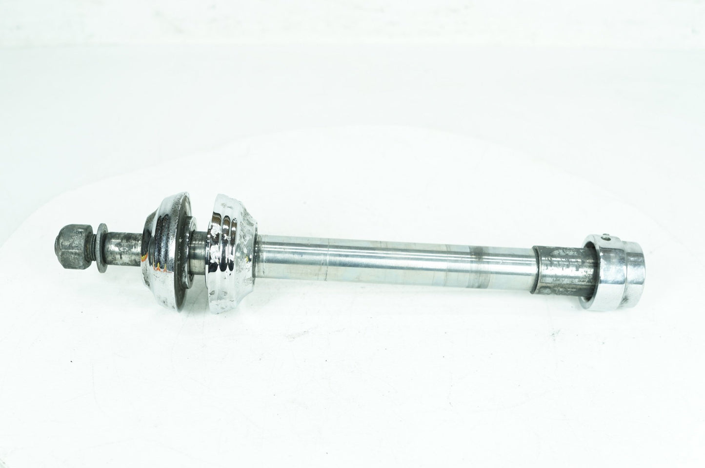 2008 - 2016 Harley-Davidson Touring Road Glide Custom Front Wheel Axle Bolt Shaft 41547-07A