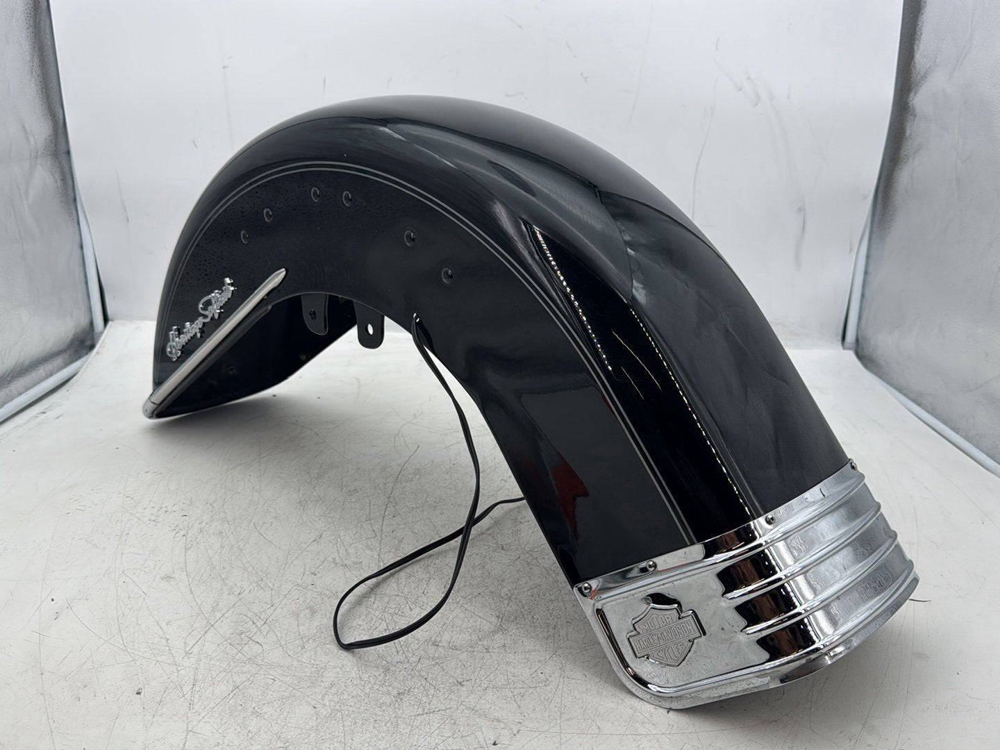 2007 Harley Softail Heritage Classic FLSTC OEM Front Wheel Fender Shell Panel