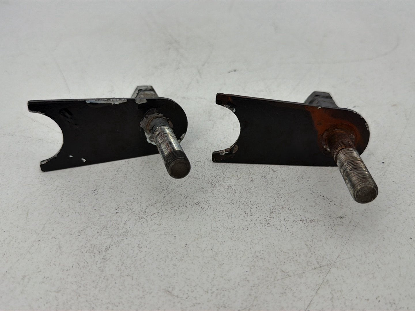 1986 - 1998 Harley-Davidson Softail Heritage Classic Left Right Foot Rest Peg Support Bracket docking hardware kit