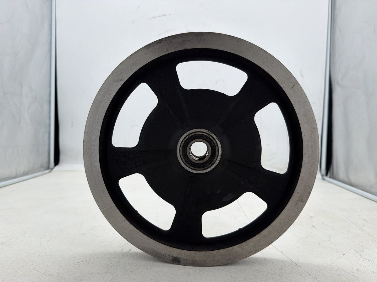 2016 Harley Road Glide Touring FLTRXS OEM Rear Driver Pulley Sprocket 68T 1"