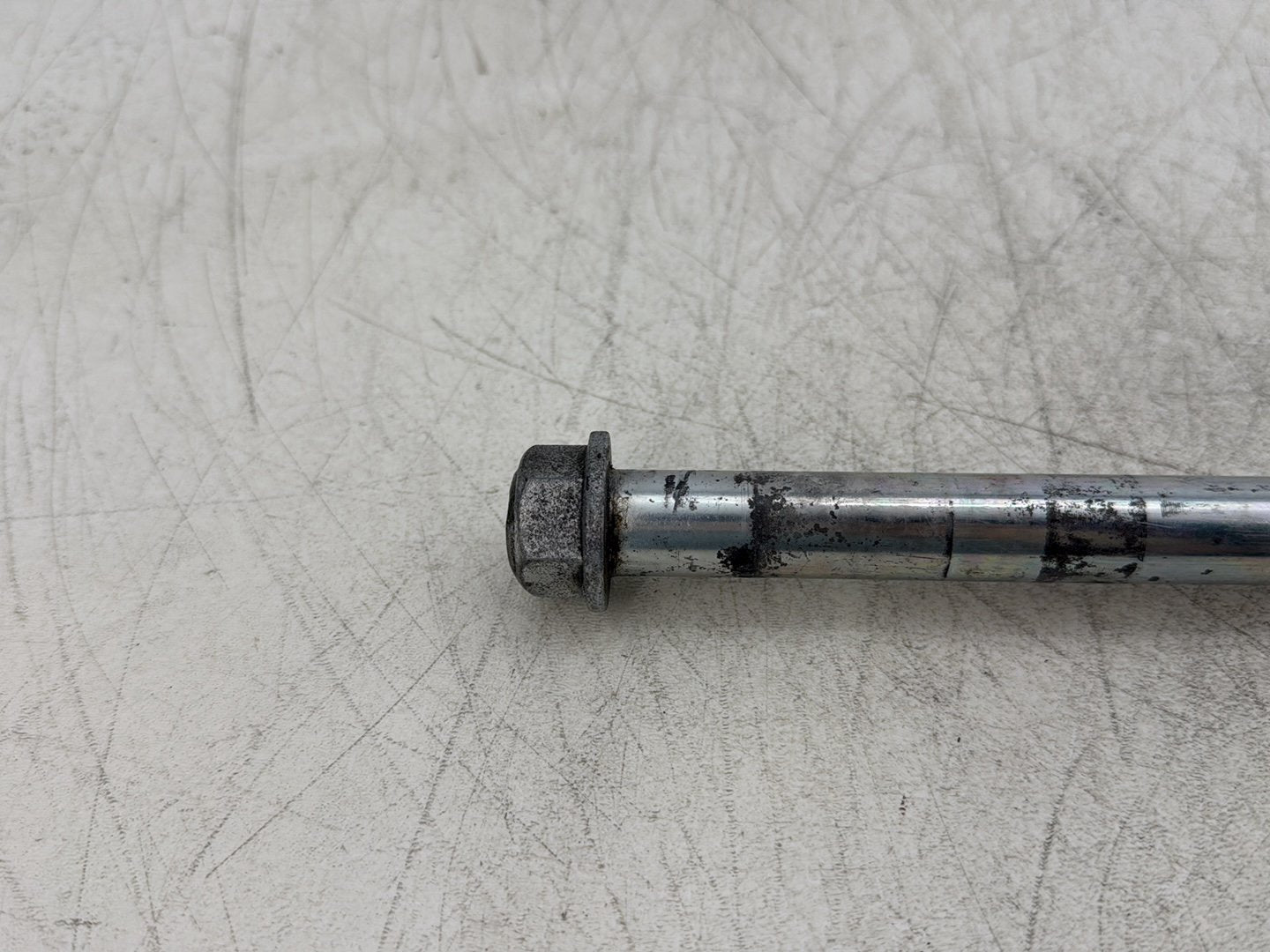 2004 Harley Dyna Super Glide FXDI OEM Rear Wheel Axle Bolt Shaft