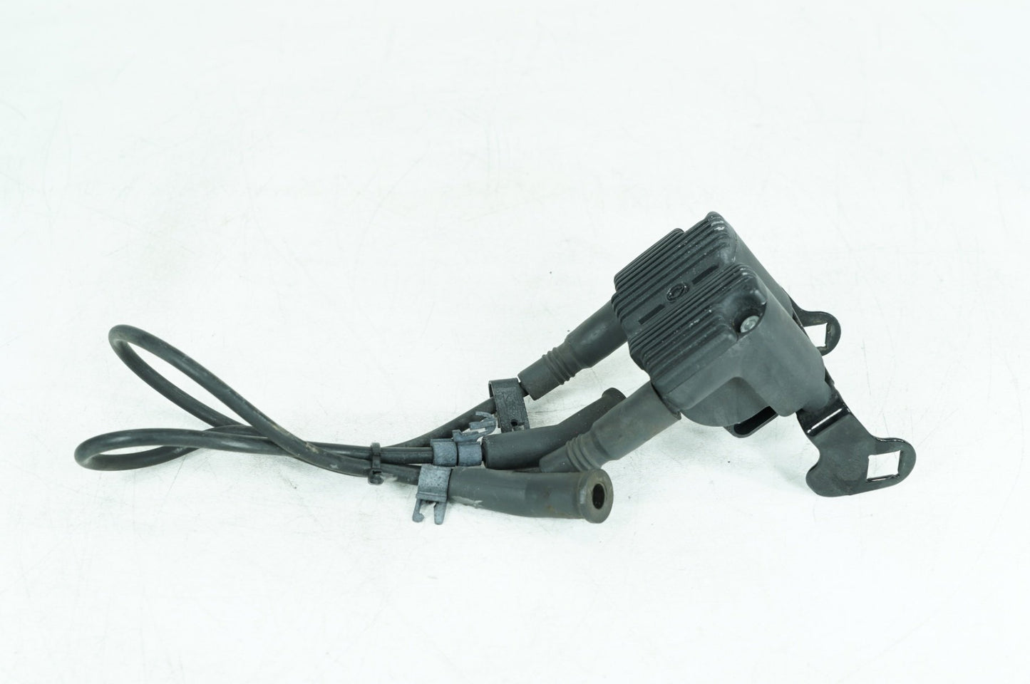 1999 - 2006 Harley-Davidson Touring Electra Glide Classic Ignition Coil Spark Plugs Cable 31743-01